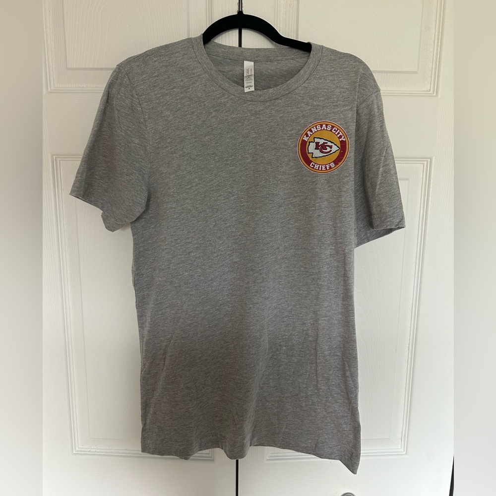 Kansas City Chiefs Shirt - M - NWOT - NFL